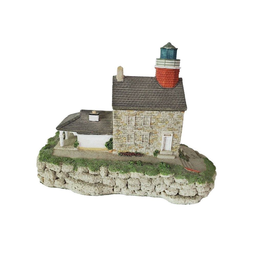 Vintage 1995 Harbour Lights Selkirk New York Lighthouse‎ Figurine Collectible SN
